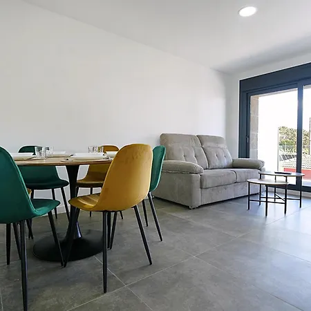 Apartamento Con Piscina En Playa Paxariñas